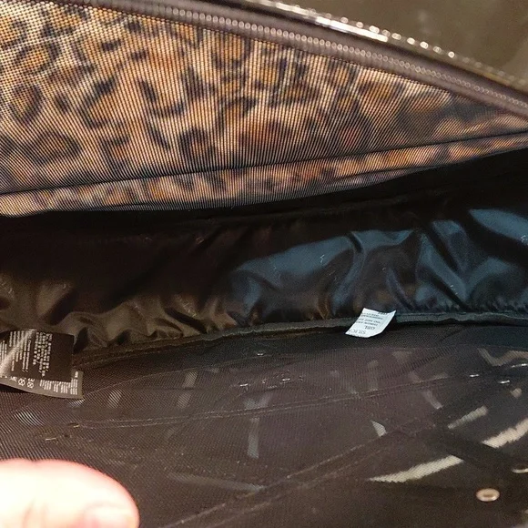 KILLSTAR LARGE PENTAGRAM ROUND MESH WEEKENDER,TRAVEL BAG,BEACH BAG NWOT - Picture 5 of 12